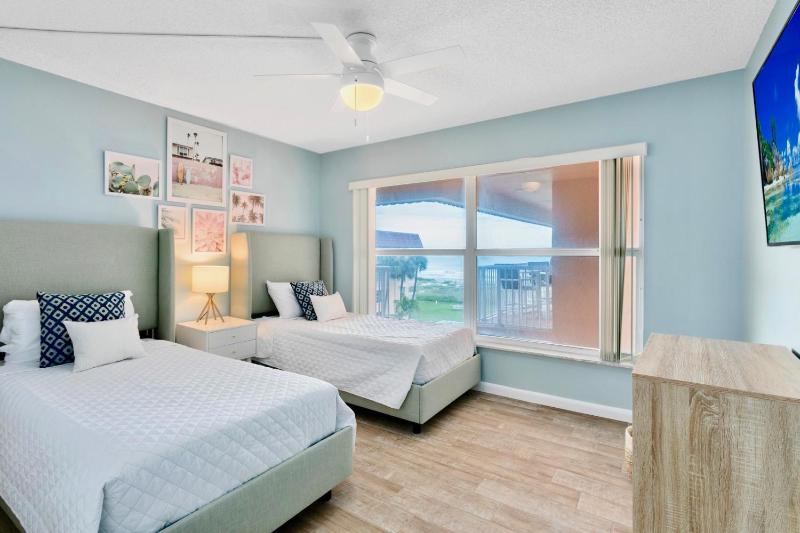Three-Bedroom Apartment - Ocean View - Unit 48 image 2