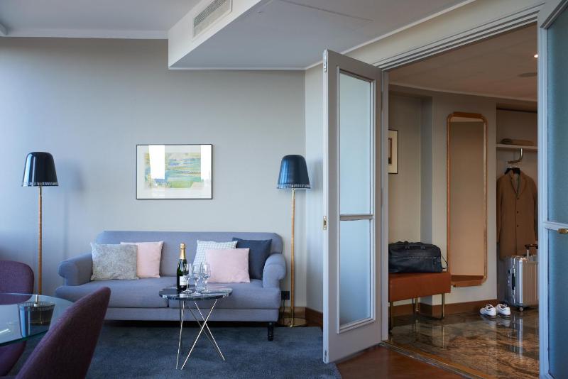 Suite image 3
