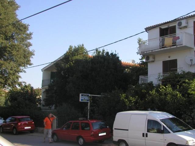 Apartment with Balcony image 3