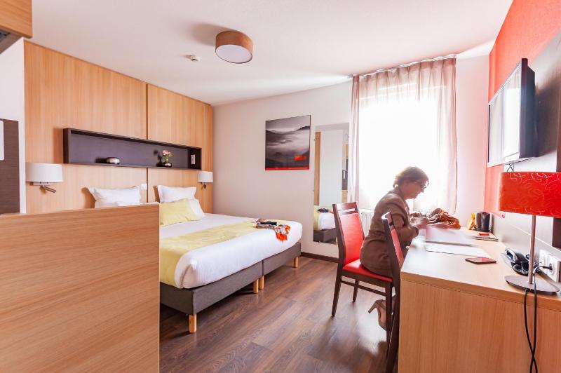 Apparthotel Privilodges Carré de Jaude - image 33
