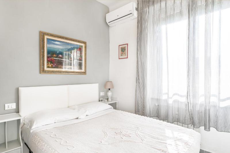 Economy Double Room image 1