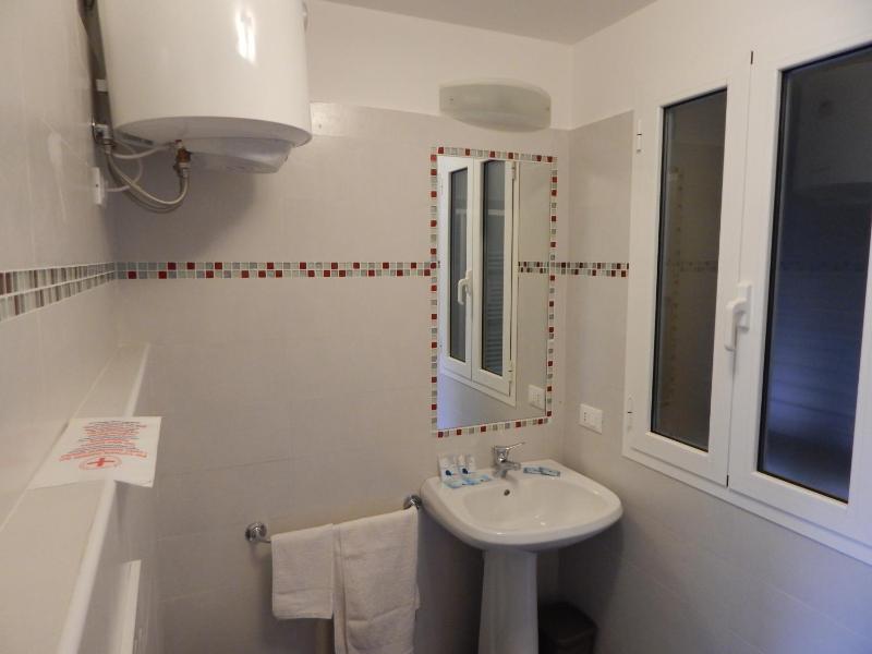 Double Room image 2