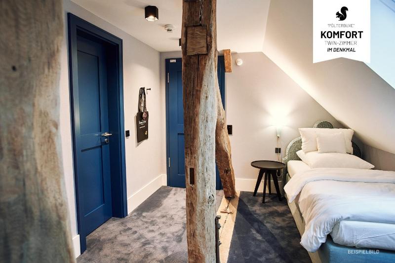 Double or Twin Room image 2