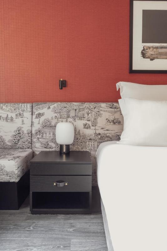 Standard Double or Twin Room image 4