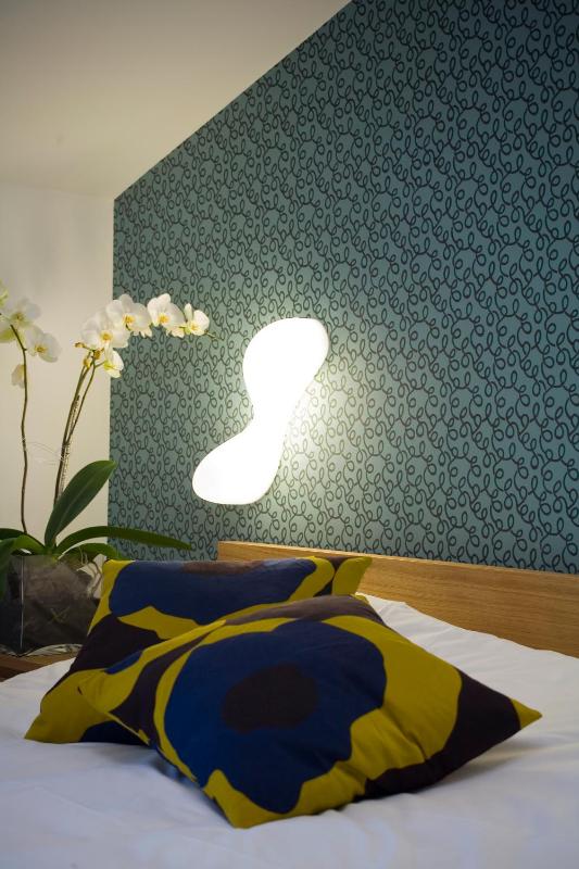 Superior Double Room image 3
