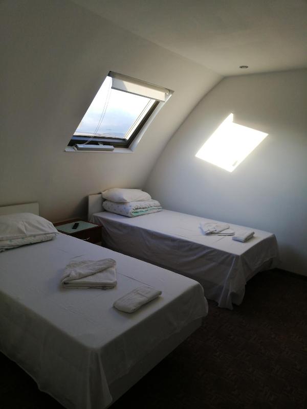 Double Room with Private Bathroom image 3