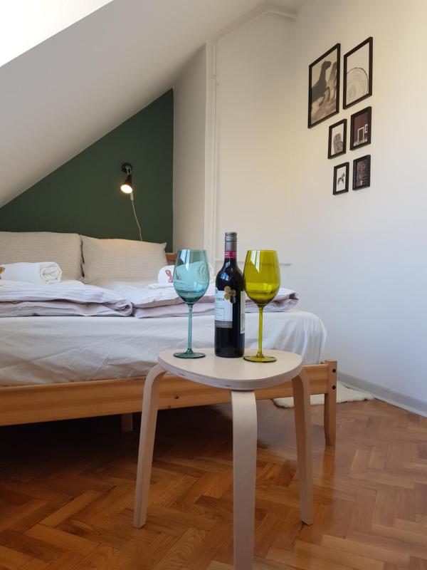 One-Bedroom Apartment image 3