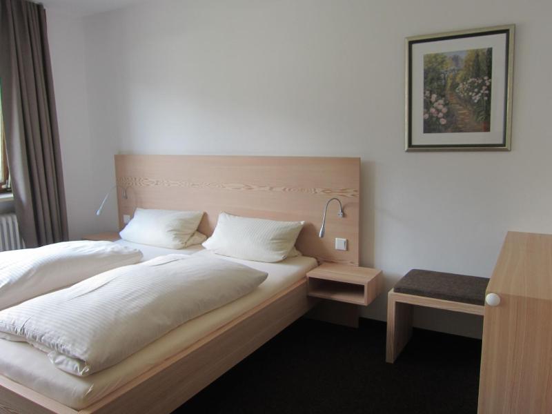 One-Bedroom Apartment image 1