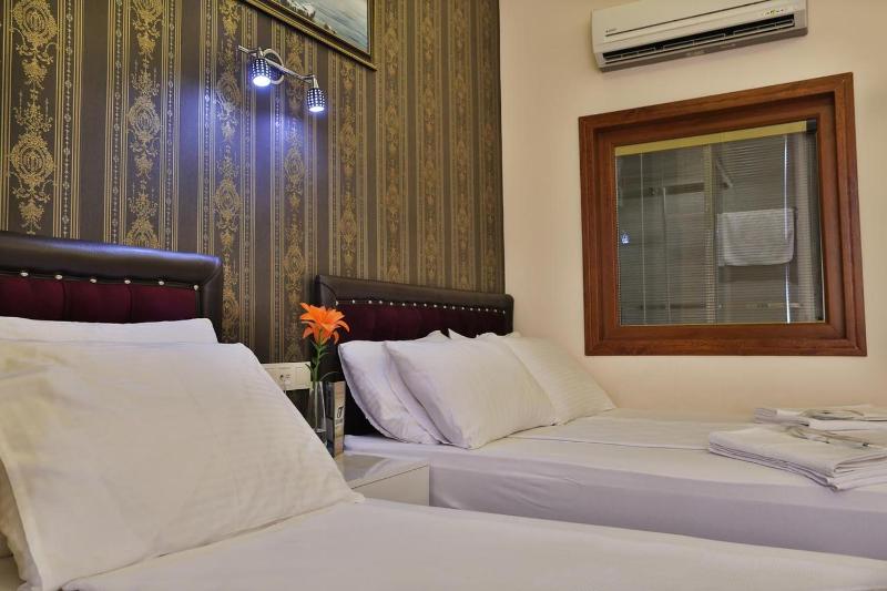 Budget Triple Room image 2