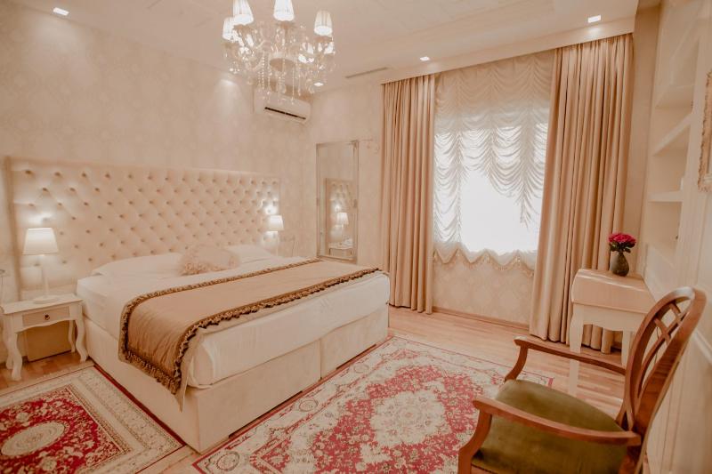 Superior Double Room image 1