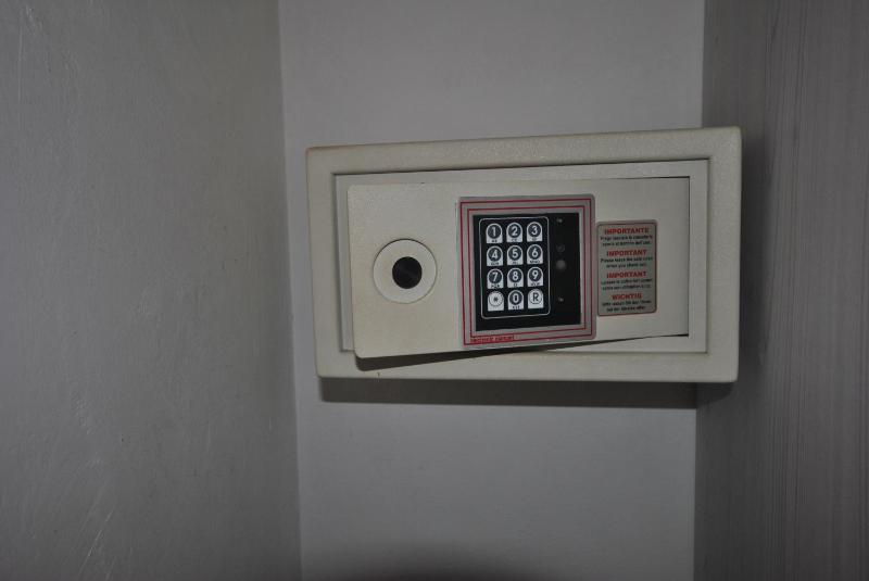 Hotel Pacific - image 21