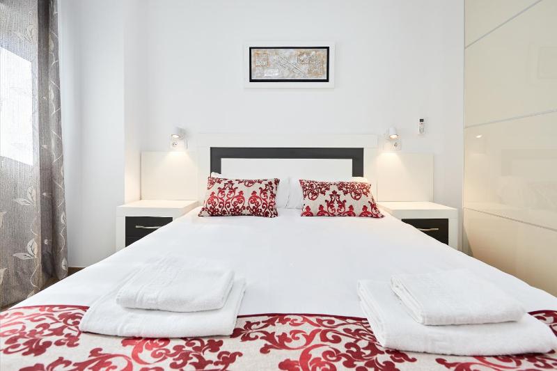 Sonrisa Apartments - image 14