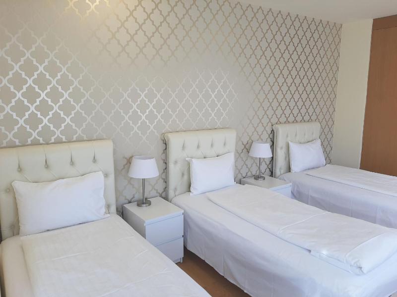Trendy Deluxe Apartments - image 12