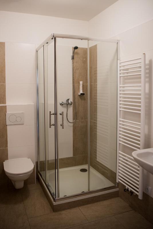 Double or Twin Room image 2