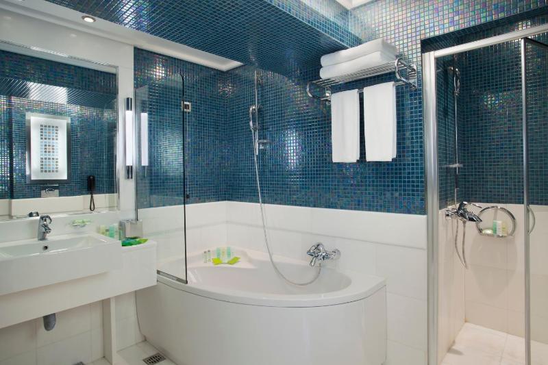 Premium Room image 4