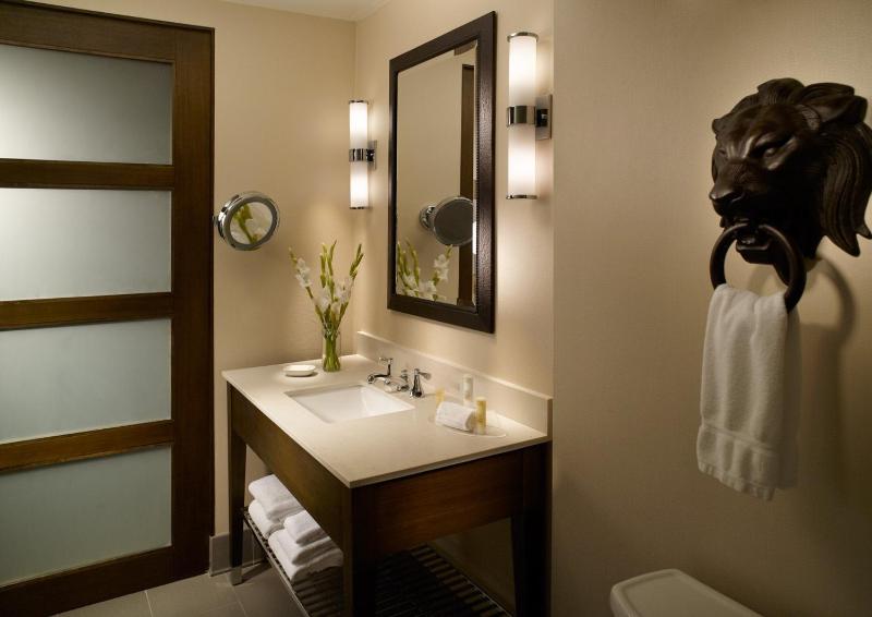 King Room image 1