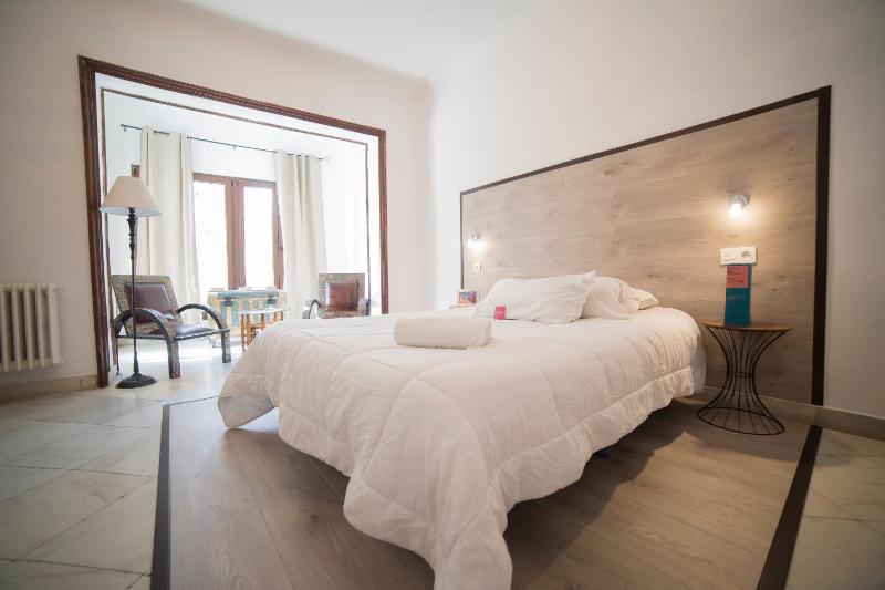 Superior Double Room image 1
