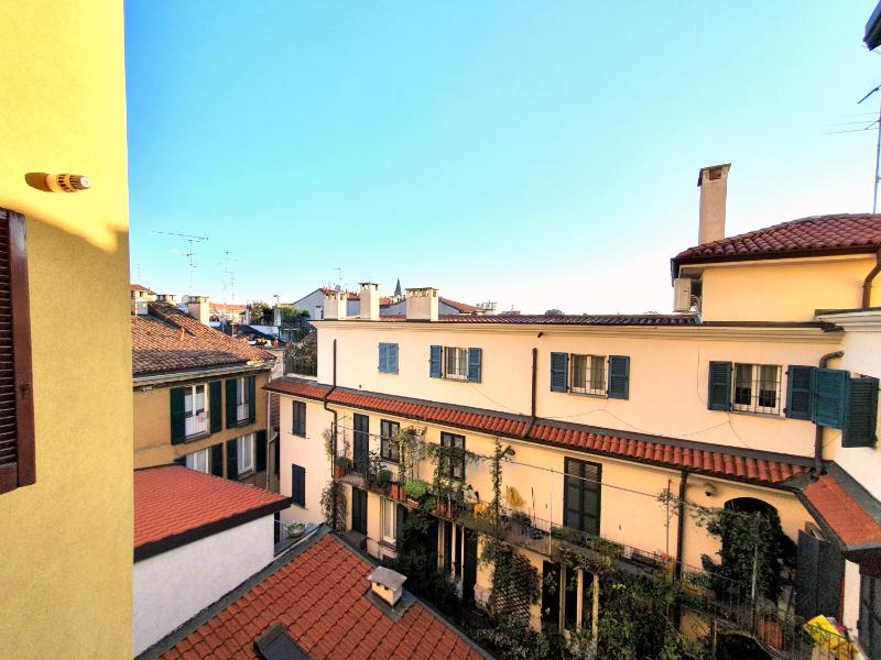 Studio Apartment - Via De Amicis 9 image 4