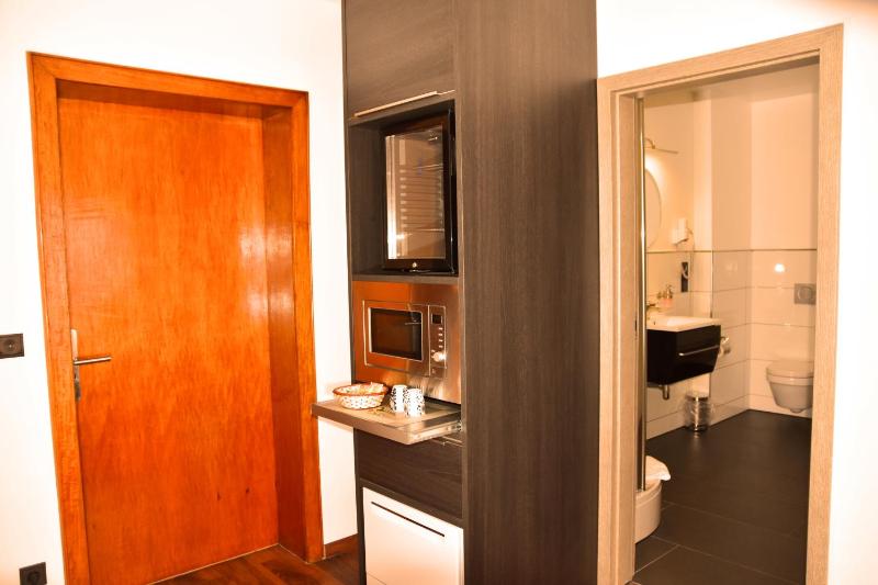 Standard Single Room image 4