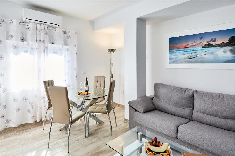 Sonrisa Apartments - image 37