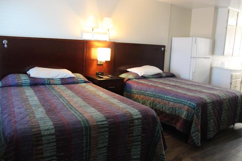 Superior Queen Room image 2