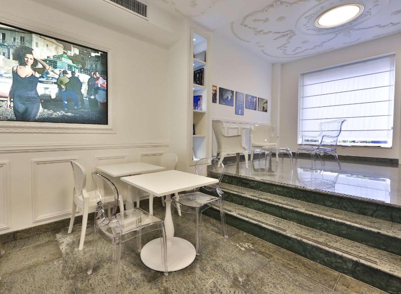 Hotel Plaza - image 33