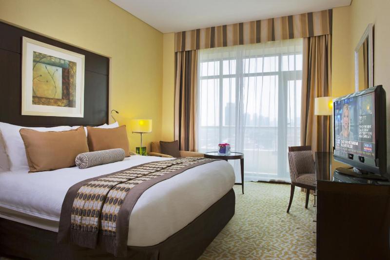 Superior Room – Inclusive of 20% F&B Discount , Late Check-Out, 25% on Laundry, Shuttle Service to Mall of the Emirates & Dubai Outlet Village image 2