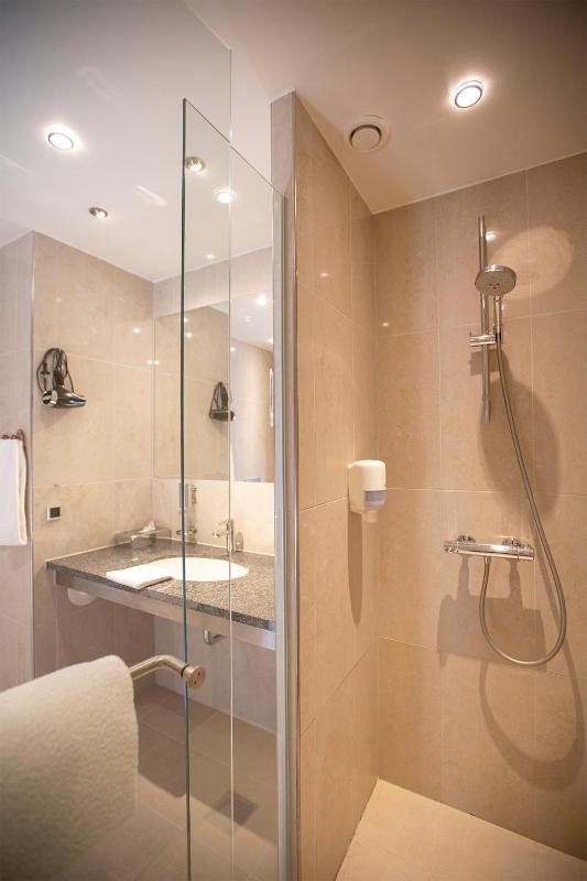 Standard Double Room image 1