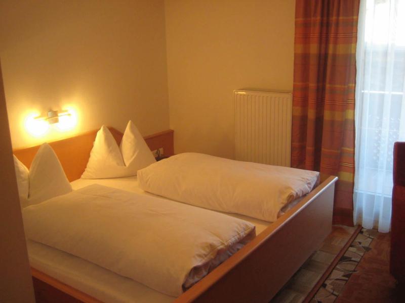 Superior Double Room image 4