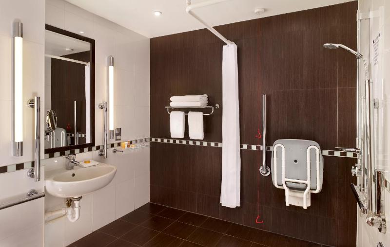 Standard Double Room - Disability Access image 1