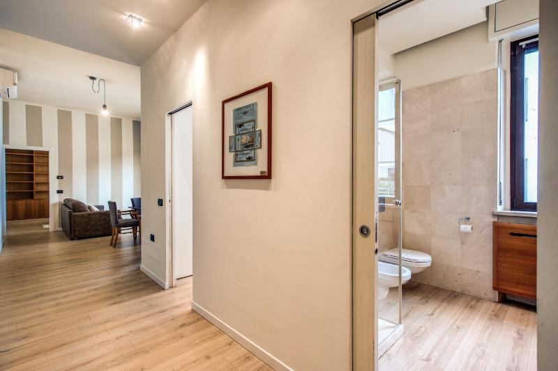 One-Bedroom Apartment image 2