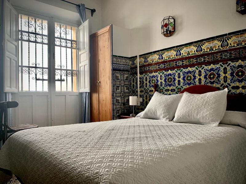 Standard Double or Twin Room image 2