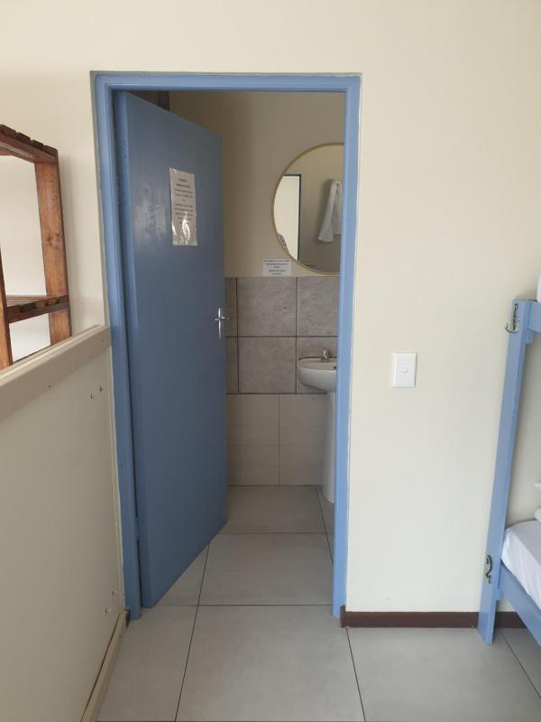 Amakaya Backpackers Travellers Accommodation - image 3