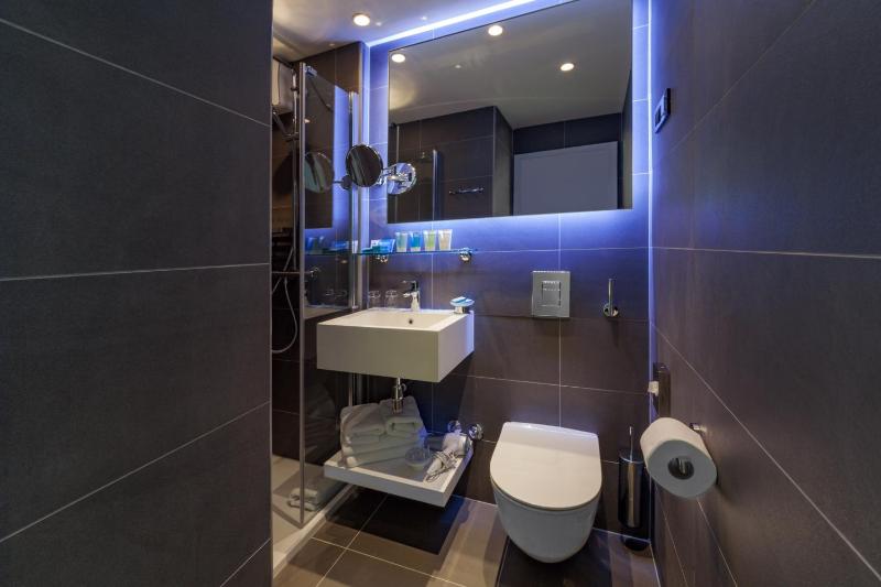 Standard Double Room with Balcony - Annex image 3