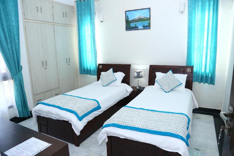 joerose villa - image 16
