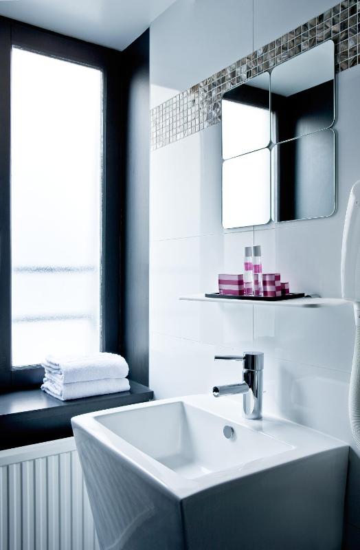 Superior Plus Room image 3