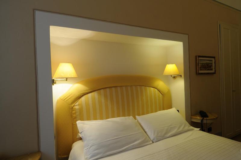 Standard Double Room image 2