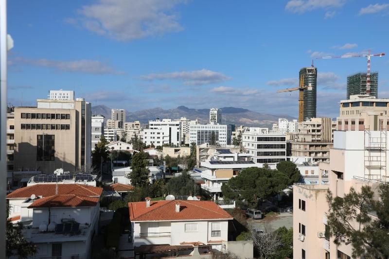 Apartment with Mountain View image 2