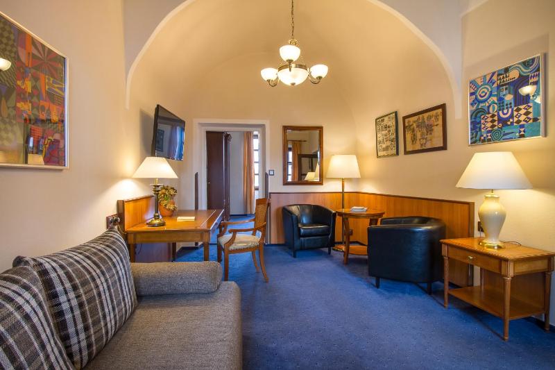 Deluxe Apartment image 3