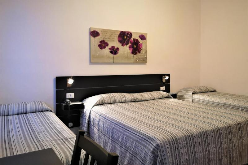 Quadruple Room image 1