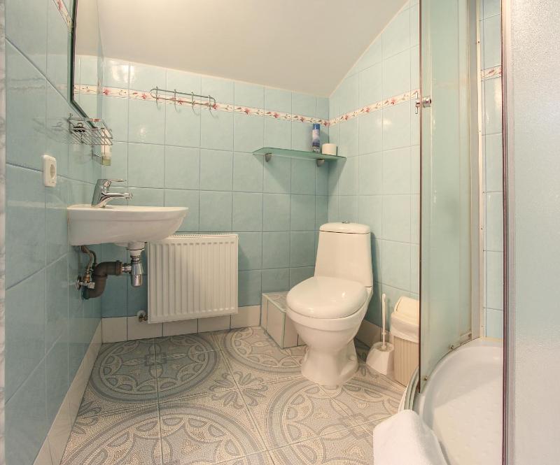 Large Double Room with Balcony image 1