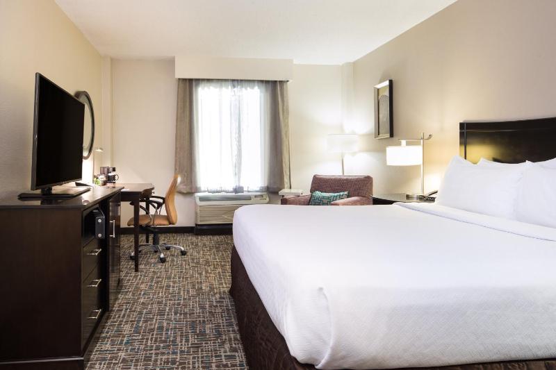Crowne Plaza Memphis Downtown By IHG - image 47