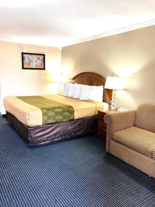 King Room image 2
