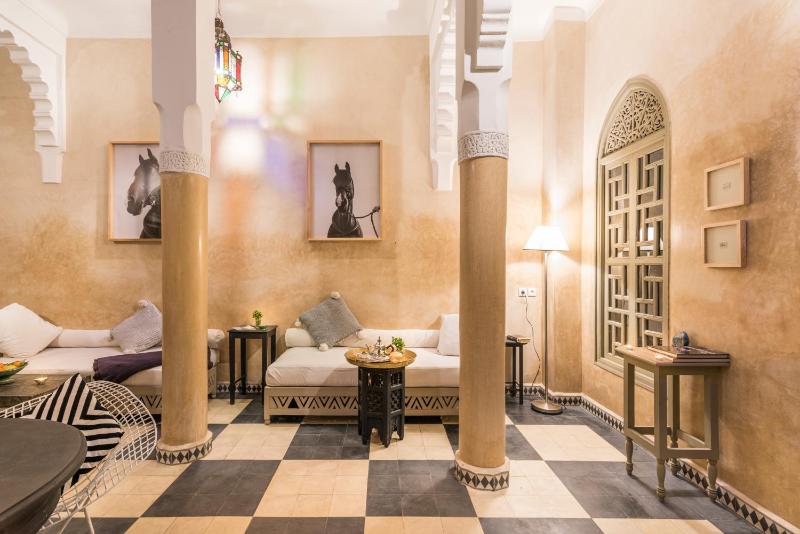 Riad Hissan - image 12
