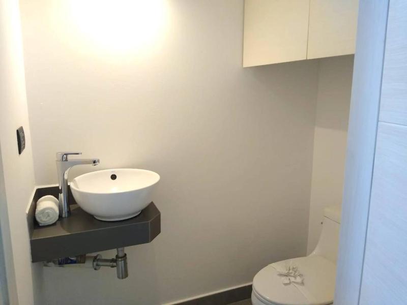 Private Roof w Plunge Pool Brand New 2 Br Penthouse for 6 sleeps - image 26