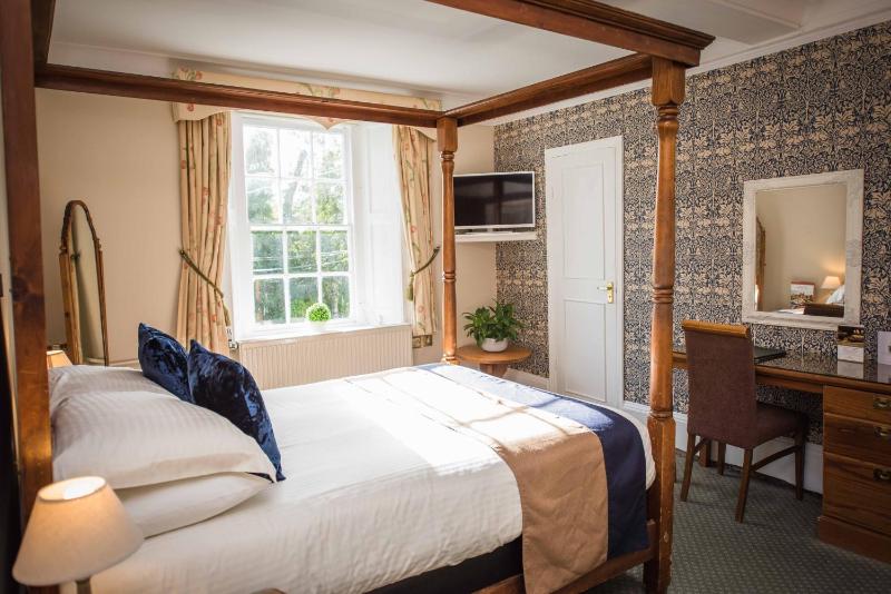 Double Room image 3