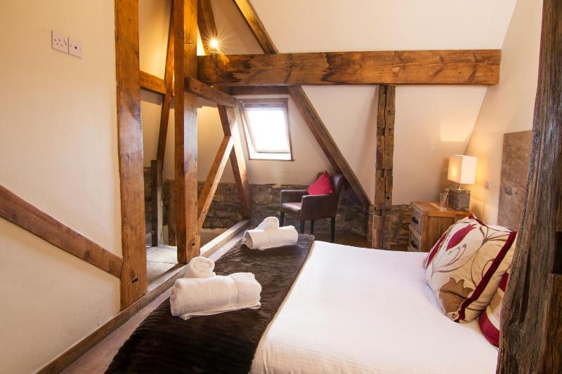 One-Bedroom Suite (2 Adults) - Snug 2 image 3