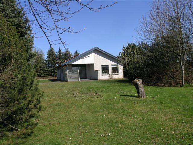 Three-Bedroom Apartment (6 Adults) image 2