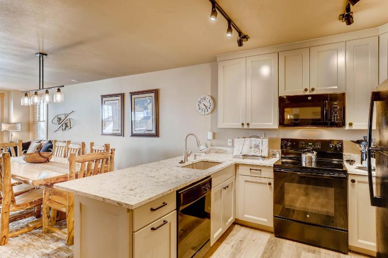 Three-Bedroom Apartment image 3