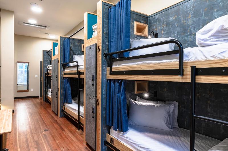 HI New Orleans Hostel - image 10